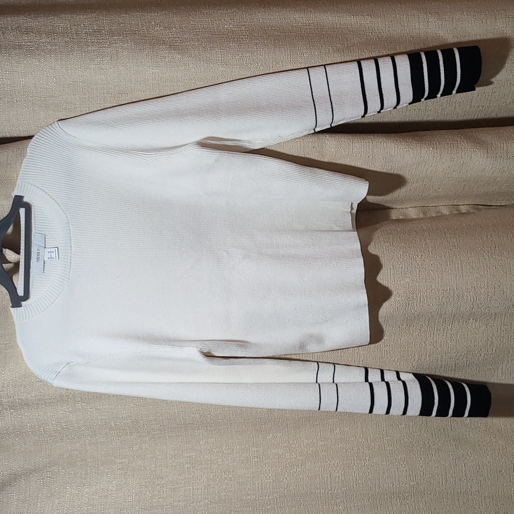 Forever 21 Sweater Size 3X